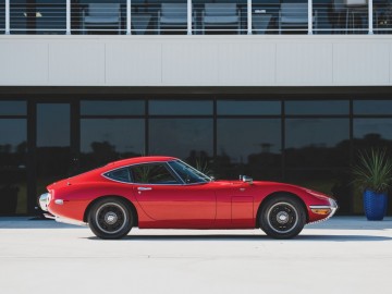  Toyota 2000GT za milion dolar&oacute;w na aukcji?